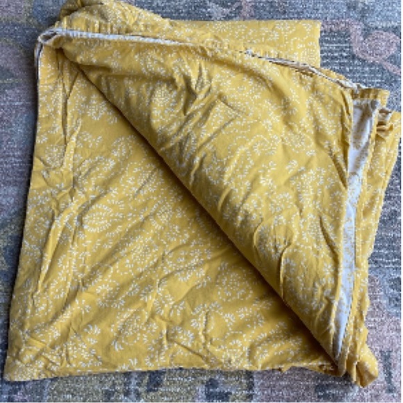 IKEA / Akertistel Duvet Cover Queen - Picture 3 of 5